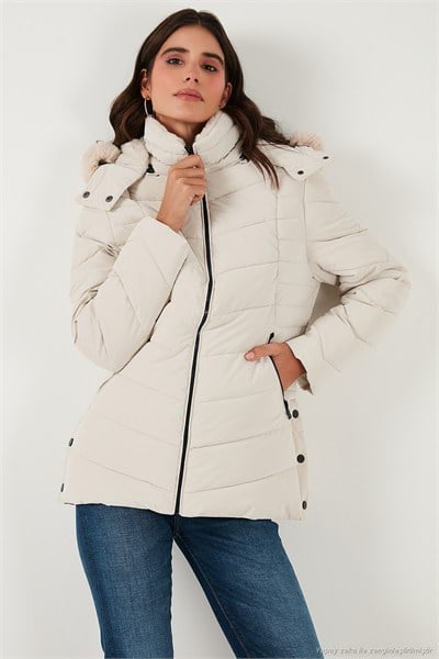 Kapitoneli Slim Fit Çıkarılabilir Kapüşonlu Kadın Mont 497MARA TAŞ