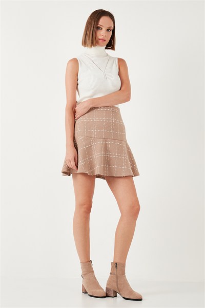 Kareli Volanlı Mini Kışlık Kadın Etek 611ET00176W4 CAMEL