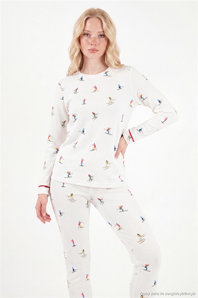 Kış Temalı Bisiklet Yaka Uzun Kollu Kadın Pijama Takımı 6575019 EKRU