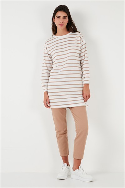Modest Çizgili Pamuklu Regular Fit Bisiklet Yaka Kadın Tunik 5865784 BİSKÜVİ