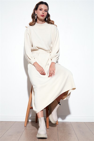 Modest Relaxed Fit Bisiklet Yaka Triko Kadın Elbise 4616198 KREM