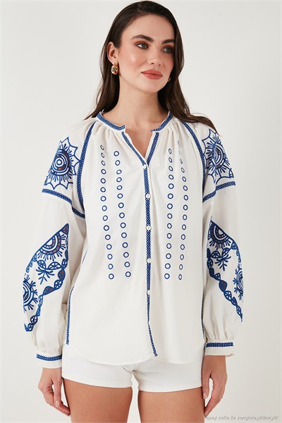 Nakışlı Oversize Fit Pamuklu V Yaka Kadın Gömlek 676242 EKRU