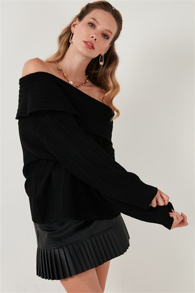 Oversize Fit Madonna Yaka Triko Kadın Kazak 4615216 SİYAH