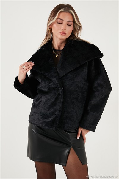 Oversize Geniş Yaka Çıtçıt Düğmeli Astarlı Peluş Kadın Mont 6839623 SİYAH