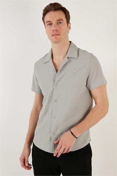 Pamuk Karışımlı Apaş Yaka Kısa Kollu Regular Fit Erkek Gömlek CF24S115882 GRİ