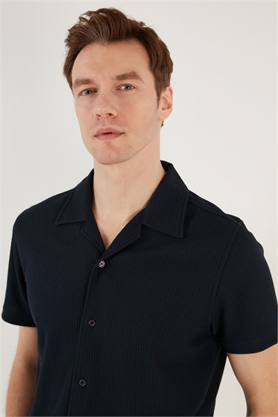 Pamuk Karışımlı Apaş Yaka Kısa Kollu Regular Fit Erkek Gömlek CF24S115882 LACİVERT