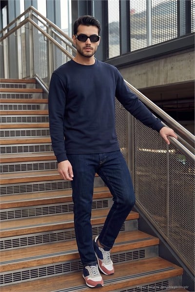 Pamuk Karışımlı Relaxed Fit Bisiklet Yaka Erkek Sweat 5905837 LACİVERT