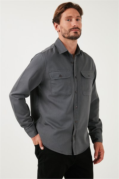 Pamuklu Çift Cepli Regular Fit Erkek Gömlek CF25W128858 ANTRASİT