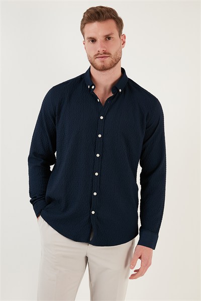 Pamuklu Çizgili Düğmeli Yaka Uzun Kollu Regular Fit Erkek Gömlek CF23S112237 LACİVERT