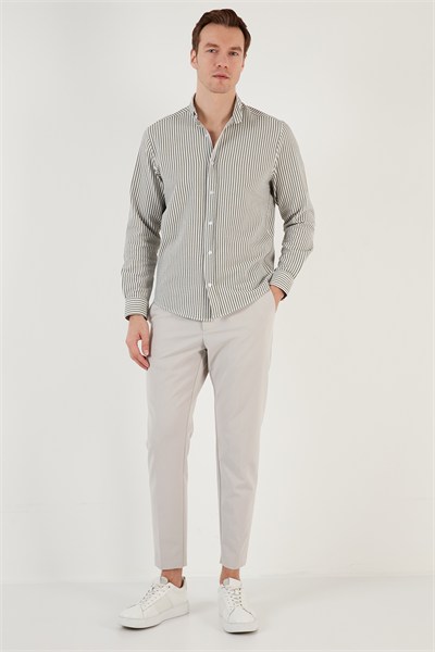 Pamuklu Çizgili Düğmeli Yaka Uzun Kollu Regular Fit Erkek Gömlek CF23S112237 HAKİ-BEYAZ