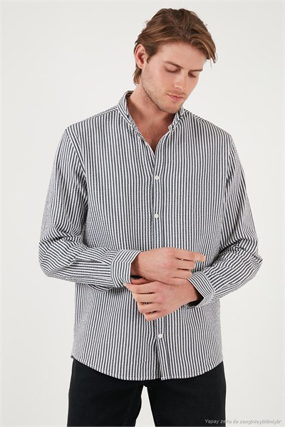 Pamuklu Çizgili Düğmeli Yaka Uzun Kollu Regular Fit Erkek Gömlek CF23S112237 LACİVERT-BEYAZ