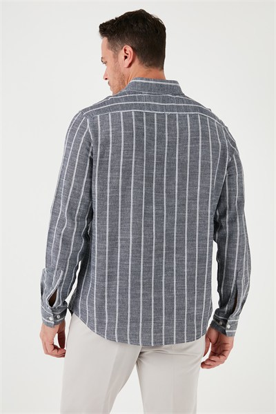 Pamuklu Çizgili Regular Fit Düğmeli Yaka Erkek Gömlek CF21S112480 SİYAH-BEYAZ