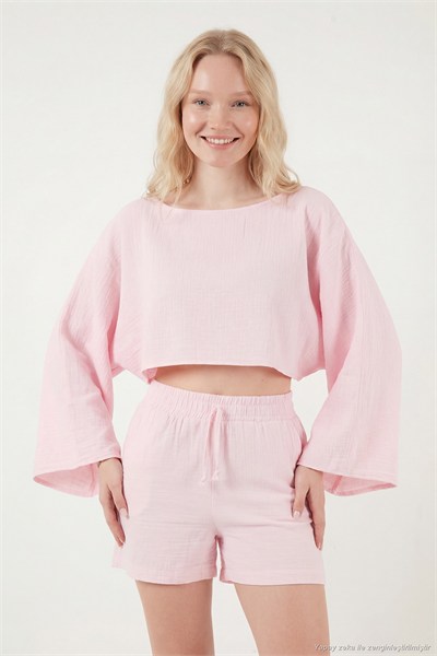 Pamuklu Comfort Fit Yuvarlak Yaka Şortlu Müslin Kadın Takım 5866317 PEMBE