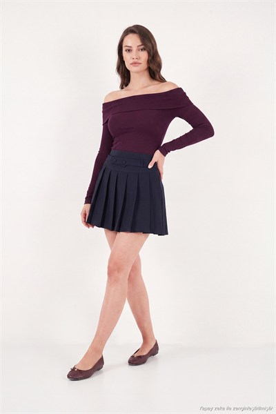 Pamuklu Fitted Fit Madonna Yaka Kadın Bluz 5866862 MÜRDÜM