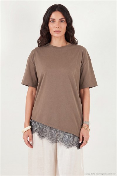 Pamuklu Kontrast Dantel Panelli Salaş Bisiklet Yaka Kadın T Shirt 5866992 KAHVE