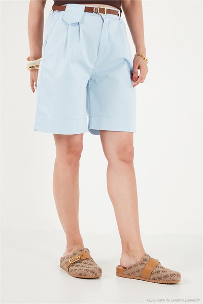 Pamuklu Loose Fit Pileli Kemerli Bermuda Kadın Şort 668YP5439 MAVİ