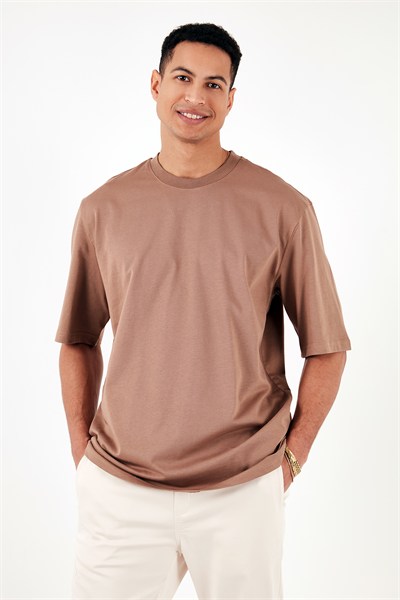 Pamuklu Oversize Bisiklet Yaka Basic Erkek T Shirt 5902365 TOPRAK