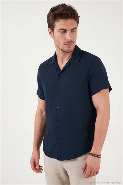 Pamuklu Regular Fit Klasik Yaka Kısa Kollu Erkek Gömlek CF26S125404 İNDİGO