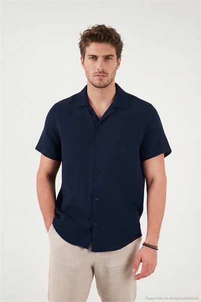 Pamuklu Regular Fit Klasik Yaka Kısa Kollu Erkek Gömlek CF26S125404 LACİVERT