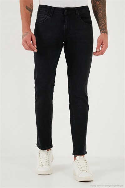 Pamuklu Regular Fit Normal Bel Boru Paça Jeans Erkek Kot Pantolon 2211C13PARMA SİYAH