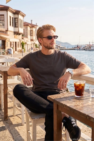Pamuklu Relaxed Fit Bisiklet Yaka Basic Erkek T Shirt 5905884 KAHVE