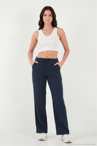 Pamuklu Relaxed Fit Geniş Paça Müslin Kadın Pantolon 668YP5502 LACİVERT