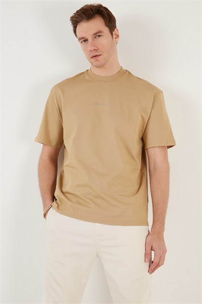 Pamuklu Relaxed Fit Sıfır Yaka Erkek T Shirt 5902702 CAMEL
