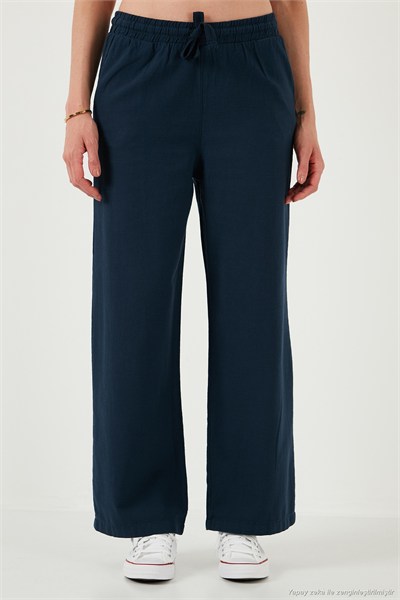 Pamuklu Relaxed Fit Yüksek Bel Bol Paça Kadın Pantolon 668YP5118 LACİVERT