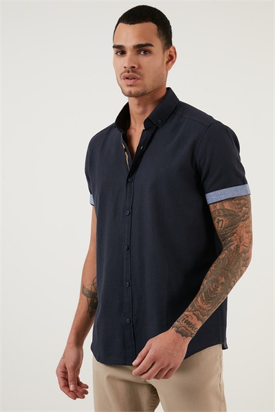Pamuklu Slim Fit Düğmeli Yaka Kısa Kollu Erkek Gömlek CF21S112546 LACİVERT