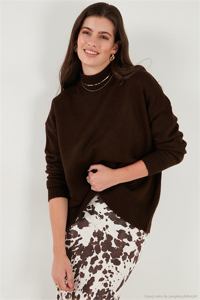 Premium Oversize Fit Balıkçı Yaka Yumuşak Dokulu Triko Kadın Kazak 680KZ00469 KAHVE
