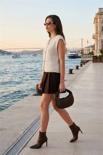 Premium Oversize Fit Bisiklet Yaka Düğmeli Örgü Kadın Yelek 680YL1416 TAŞ