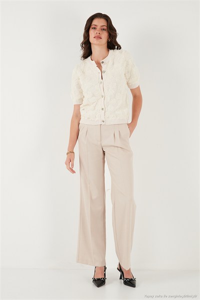 Premium Regular Fit Bisiklet Yaka Tüllü Çiçekli Kısa Kollu Kadın Hırka 680HI00386 EKRU