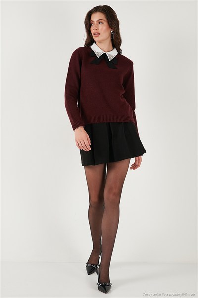 Premium Regular Fit Gömlek Yaka Yumuşak Dokulu Fiyonk Detaylı Taşlı Kadın Kazak 680KZ00035 BORDO