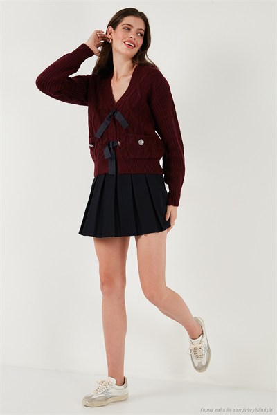 Premium Regular Fit V Yaka Fiyonk Bağlama Detaylı Örgü Desenli Triko Kadın Hırka 680KZ1947 BORDO