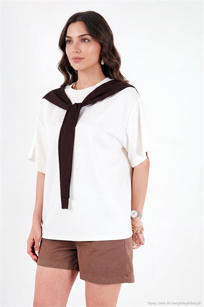 Rahat Kalıp Bisiklet Yaka Omuz Şal Detaylı Kadın T Shirt 5867044 EKRU-KAHVE