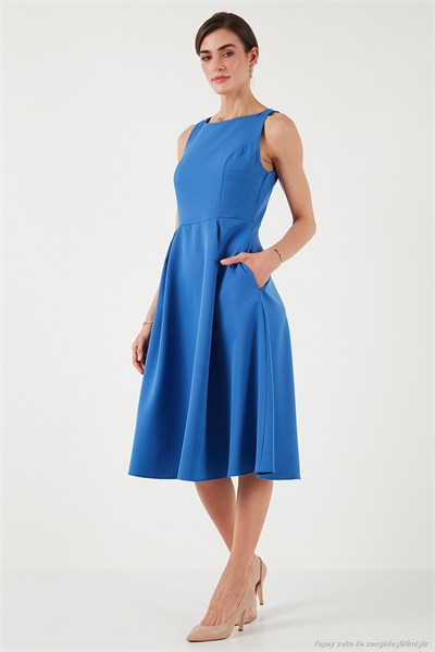 Regular Fit Bisiklet Yaka Cepli Pileli Midi Boy Abiye ve Mezuniyet Kadın Elbise 6111963 İNDİGO