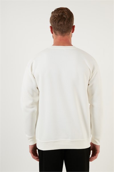 Regular Fit Bisiklet Yaka Pamuklu İçi Tüylü Yumuşak Şardonlu Erkek Sweat 5905255 EKRU