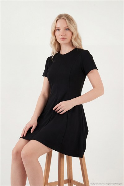 Regular Fit Bisiklet Yaka Pileli Mini Kadın Elbise 5866342 SİYAH