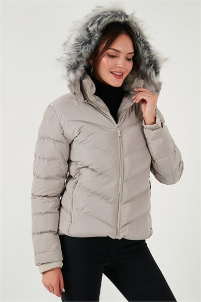 Regular Fit Çıkarılabilir Kapüşonlu Fermuarlı Cepli Şişme Kadın Mont 497DİNA EKRU
