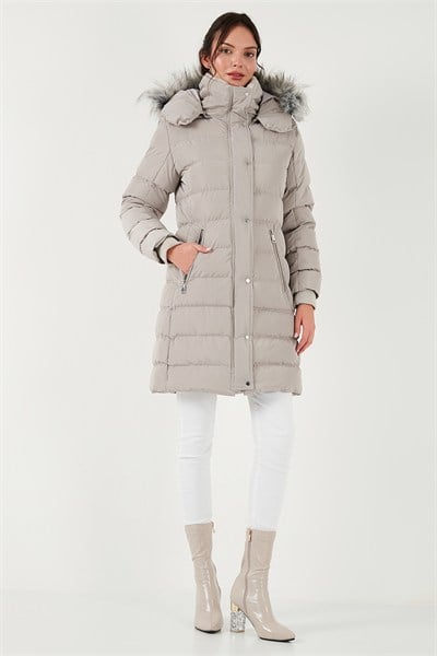 Regular Fit Çıkarılabilir Kapüşonlu Fermuarlı Cepli Şişme Kadın Mont 497EMİLY TAŞ