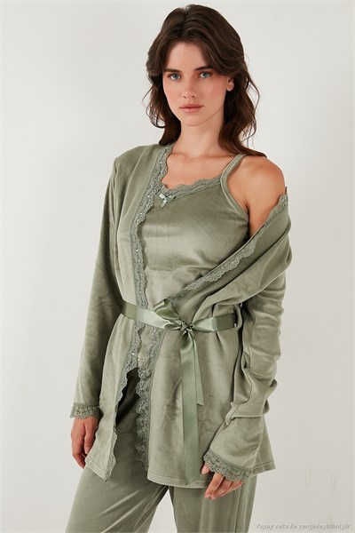 Regular Fit Dantelli Yumuşak Dokulu Sabahlıklı Kadife Kadın Pijama Takımı 6095545W4 MİNT