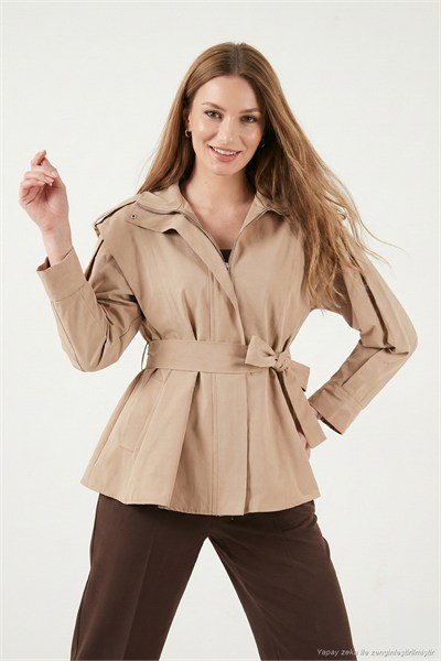 Regular Fit Dik Yaka Geniş Omuzlu Kuşaklı Kadın Trençkot 6927623 TAŞ