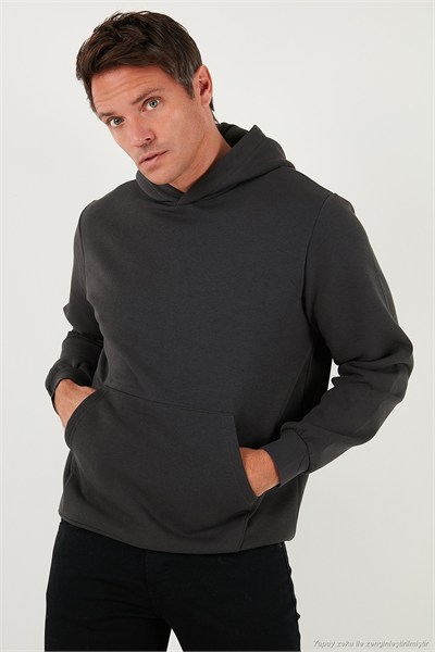 Regular Fit Kapüşonlu Kanguru Cepli İçi Tüylü Yumuşak Şardonlu Erkek Sweat 5905281 FÜME