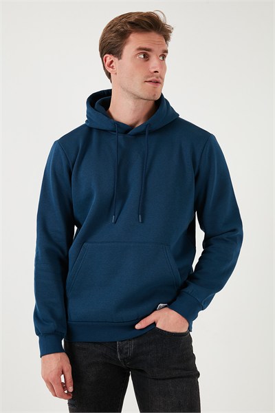 Regular Fit Kapüşonlu Kanguru Cepli İçi Tüylü Yumuşak Şardonlu Erkek Sweat 5905281 İNDİGO