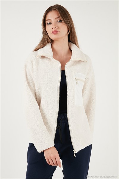 Regular Fit Klasik Yaka Göğüs Cep Detaylı Peluş Hırka Kadın Polar 5866437 EKRU