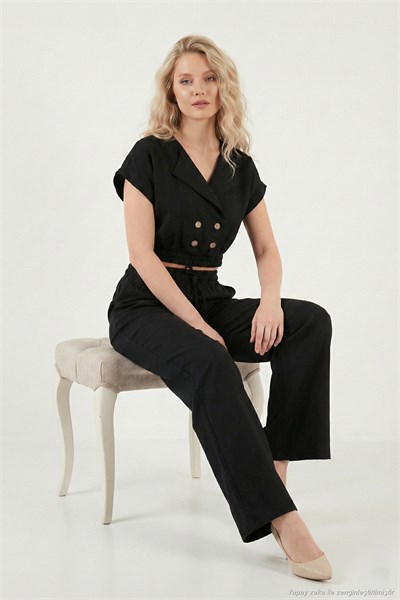 Regular Fit Kruvaze Yaka Düğme Detaylı Crop Kadın Takım 5866446 SİYAH