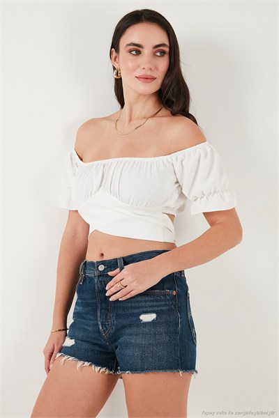 Regular Fit Madonna Yaka Bağlama Detaylı Crop Kadın Bluz 6527017 BEYAZ