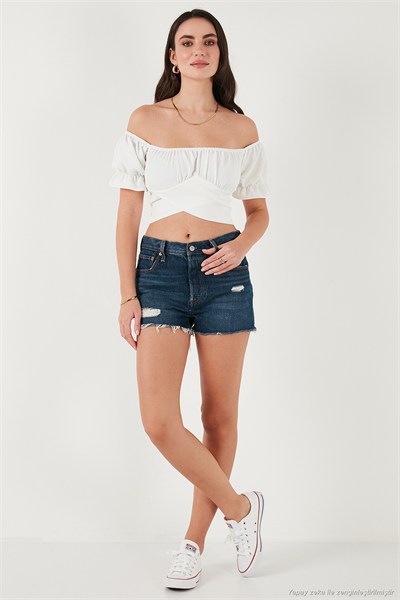 Regular Fit Madonna Yaka Bağlama Detaylı Crop Kadın Bluz 6527017 BEYAZ