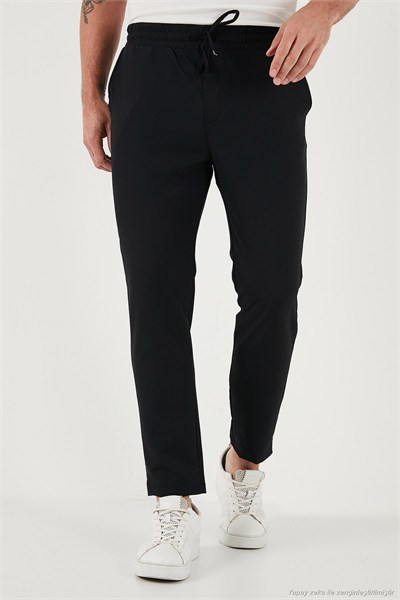 Regular Fit Normal Bel Düz Paça Bağlamalı Jogger Erkek Pantolon CF25617801 SİYAH