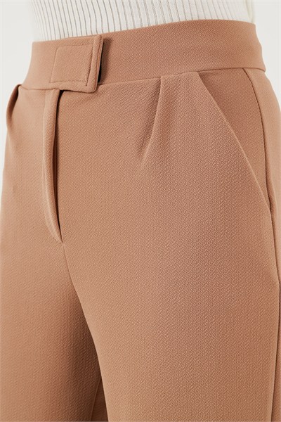 Regular Fit Yüksek Bel Bol Paça Kadın Pantolon 5861279 TABA